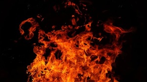 Mąż podpalił swoją ciężarną żonę. 21-latka nie  zgodziła się na aborcję