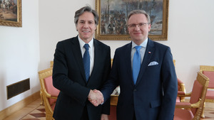 Szef gabinetu prezydenta Krzysztof Szczerski proponuje nauczycielom... 500 plus