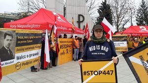 200.000 podpisów za &#39;&#39;stop 447&#39;&#39; złożono do sejmu