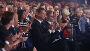 Cyrk! Trzaskowski: Jestem politykiem suwerennym i Schetyna niczego mi nie kazał po czym przyznaje...