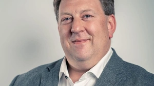 TYLKO U NAS! Niemiecki polityk OSTRO o przymusie szczepień. Tego nikt się nie spodziewał! [WYWIAD]