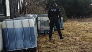 Policjanci z CBŚ rozbili gang, który oszukał na podatkach państwo na 4 mln zł