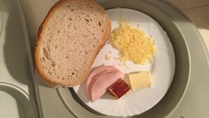 Skandal w Środzie Wielkopolskiej, czyli jak się zarabia na karmieniu repatriantów, szpitalnych pacjentów i dzieci z przedszkola