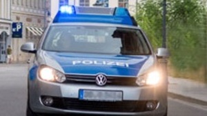 NIEMCY: Wielka ewakuacja w katedrze