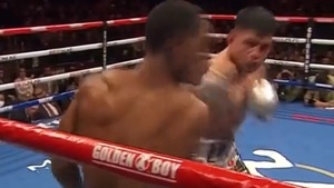 Ależ nokaut! Przeciwnik padł na deski jak zabity [WIDEO]