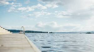 Niemcy: baseny dla muzułmanów