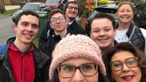 Brytyjska posłanka prounijnych Liberalnych Demokratów, która wspiera antypolską żydowską kampanię nienawiści, zadeklarowała, że jest panseksualna