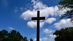 Skandal! Zniszczono Kościół! 