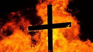 WSTRZĄSAJĄCY raport Ordo Iuris! Coraz więcej ataków na katolików w Polsce!