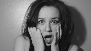 Pederasta chce uraczyć cię swoją krwią 