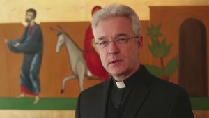 Bp Lechowicz o orędziu Franciszka na Dzień Migranta i Uchodźcy