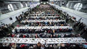 Uratowałeś karpia, adoptowałeś pszczołę, obejrzałeś "Kler" i pohejtowałeś w sieci. Caritas zrobił taką Wigilię...