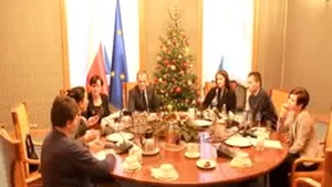 Na koniec Roku Rodziny Tusk pogroził rodzinie Elbanowskich z Ratuj Maluchy. POSŁUCHAJ ROZMOWY!