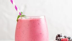 TOP 10 ekstremalnie orzeźwiających koktajli owocowych na lato!