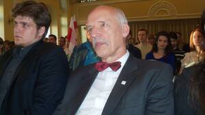 Monarchista Korwin krytykuje PiS za ograniczanie demokracji