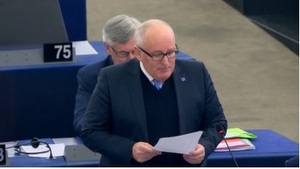 Frans Timmermans przegiął po raz kolejny. Jak długo jeszcze Polska będzie to tolerować?