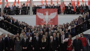 Zdrada stanu powinna być karana śmiercią, a Naród - uwolniony od neomarksizmu