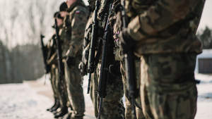 "Ferie w mundurze". Studencie! Dołącz do WOT, przejdź szkolenie i złóż przysięgę