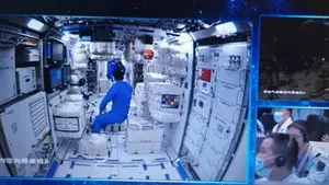 Chińscy astronauci odbyli pierwszy spacer kosmiczny