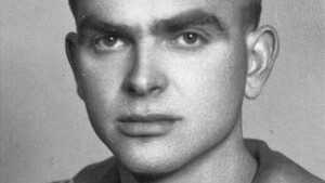 Po stalinowskim procesie zaczął wykazywać objawy choroby psychicznej