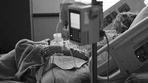 Pandemia koronawirusa ma potrwać 18 miesięcy! Kto to wytrzyma? 