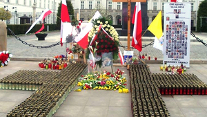 Chcą usunąć tablice upamiętniające katastrofę smoleńską – jest doniesienie do prokuratury