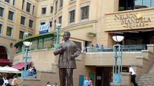 Międzynarodowy Fundusz Walutowy za grabieżą ziemi białych rolników w RPA