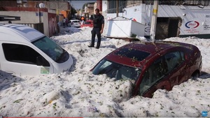 (GALERIA) 1.5 do 2 metrów gradu w Meksyku – czegoś takiego jeszcze nie było