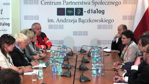 Okupacja Ministerstwa Zdrowia zakończona po rozmowach premier Szydło ze strajkującymi