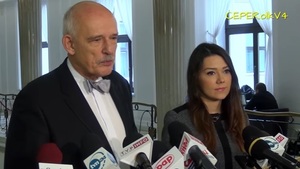 Janusz Korwin-Mikke: Jarosław Kaczyński powinien na kolanach przeprosić za traktat lizboński