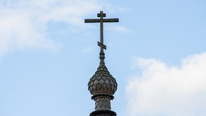 Ukraińcy palą świątynie, niszczą krzyże