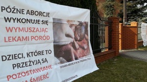 Wiceminister interpeluje w obronie abortowanych dzieci