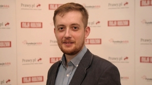 PRAWY.TV: Robert Winnicki (Ruch Narodowy) - Myślimy kategoriami pokoleń, a nie kadencji