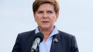Szydło uroczyście objęła tekę premiera z dewizą „praca i pokora”