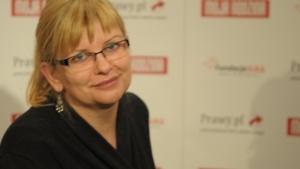 PRAWY.TV: Anita Gargas: Główny wybuch miał miejsce w środkowej części Tu-154