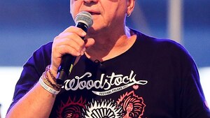 Zobacz jak Jerzy Owsiak przeprasza Piotra Wielguckiego 