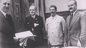 Rosja odtajniła oryginał paktu Ribbentrop-Mołotow