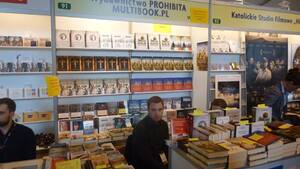 Do niedzieli w stolicy Targi Wydawców Katolickich. Dużo dobrych wydawnictw, ale jedno stoisko to skandal