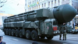 Księdza Popiełuszkę zabito na zlecenie Rosjan. Szymowski o tajemnicach związanych z zabójstwami duchownych