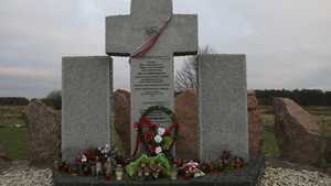 Mordercy z Huty Pieniackiej - Ukraińcy z SS Galizien dla prezydenta Dudy to tylko "sojusznicy Hitlera"