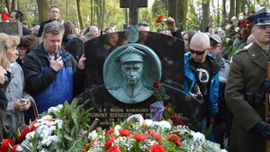 Pogrzeb Zygmunta Szendzielarza „Łupaszki” [ZDJĘCIA]