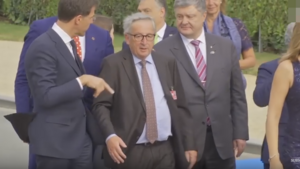 Najpierw szantażował, teraz oskarża