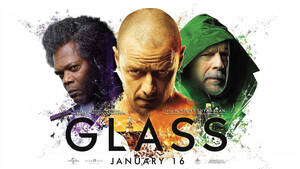 W kinach pełen spiskowych teorii, mroczny film o superbohaterach „Glass”