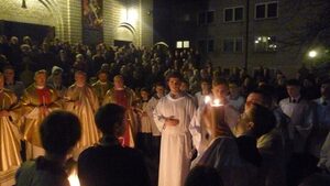 Polska pozostaje katolicka połowa Polaków idzie w niedziele do kościoła