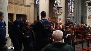 11 katolików aresztowanych w belgijskiej katedrze za... odmawianie Różańca
