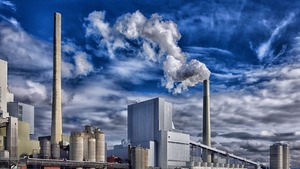 PiS chce by cała Polska była specjalną strefą ekonomiczną, zdaniem ekspert są pewne 'ale'