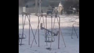 Wojna na Ukrainie. Rosjanie ATAKUJĄ Charków! Pojawiło się NIEPOKOJĄCE nagranie [WIDEO]