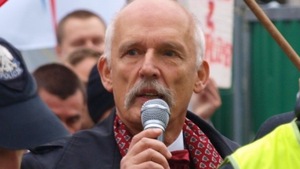 Janusz Korwin-Mikke zaprezentował poprawki do Konstytucji, zgodnie z którymi ludzie z problemami psychicznymi i nerwowymi mogą zostać pozbawieni świadczeń lekarskich