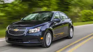 ABSURD! Wkrótce w Europie nie kupimy auta z silnikiem benzynowym i diesla?!