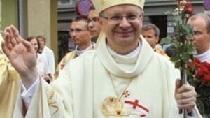 Bp Andrzej Czaja chce żeby Kościół godził zwaśnione plemiona w Polsce